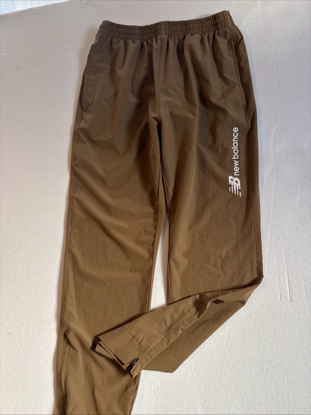 New Balance Men's Brown Joggers with White Logo